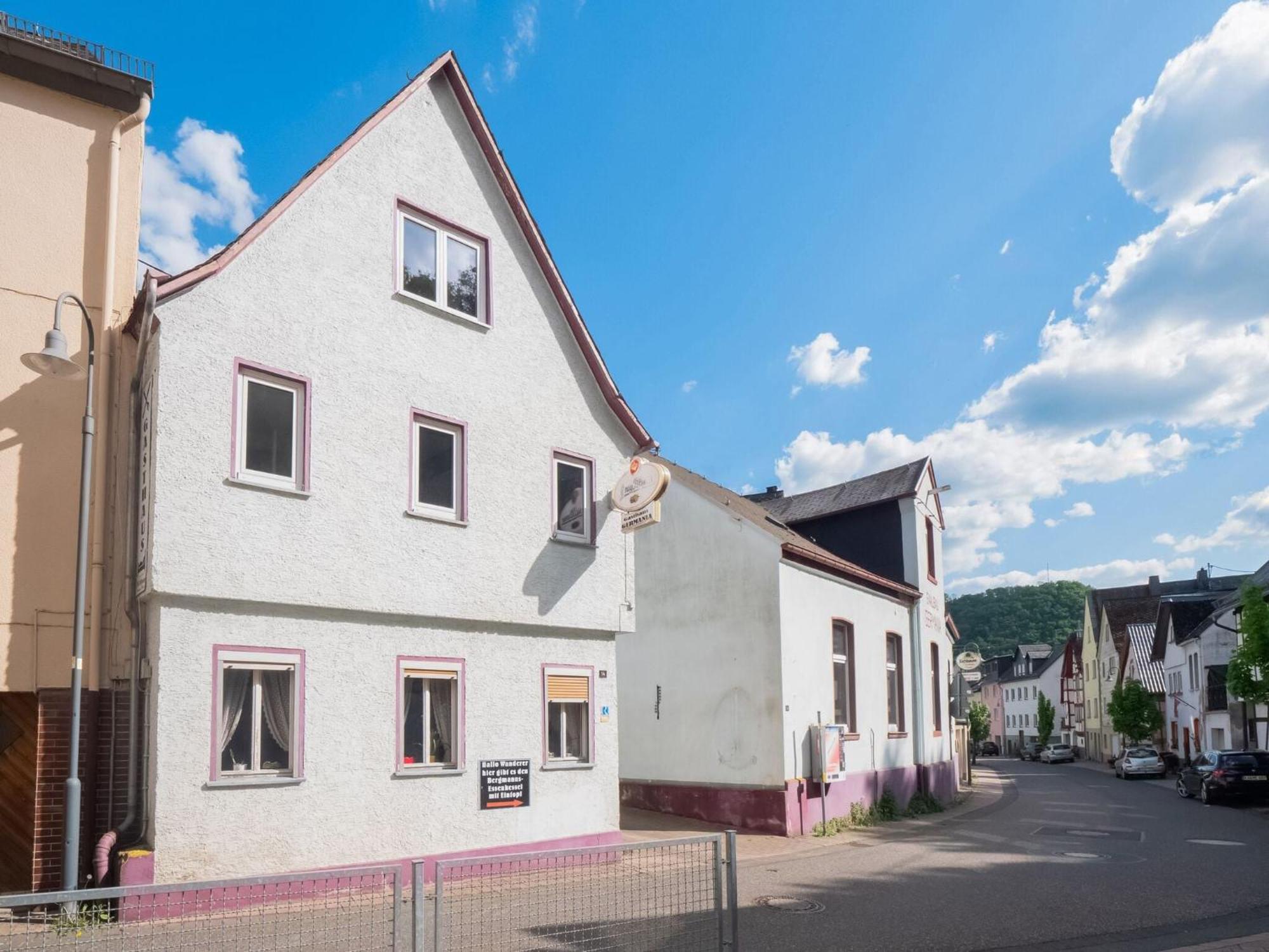 Cosy Holiday Home In Sankt Goarshausen With Barbecue 外观 照片